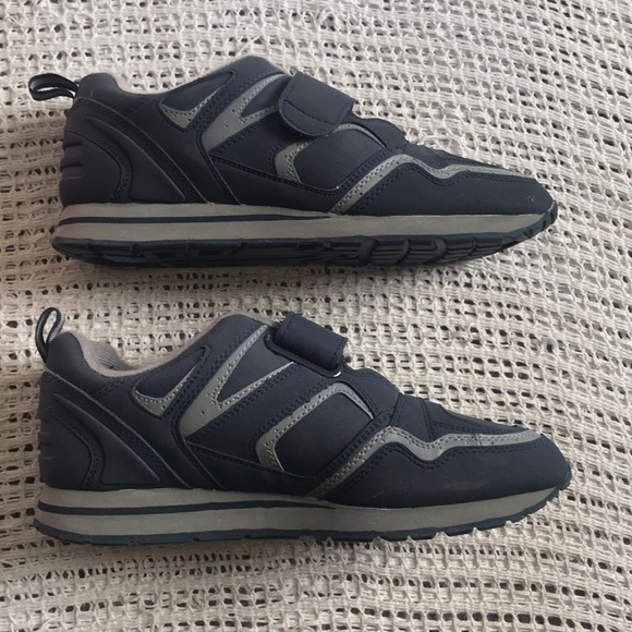 Haband mens velcro shoes Clearance